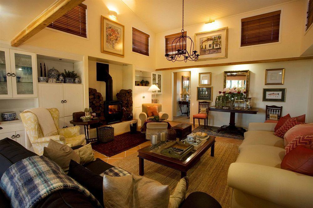 Arabella Guesthouse Alexandra Headland Eksteriør bilde